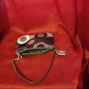 Coach Wristlet (USED)